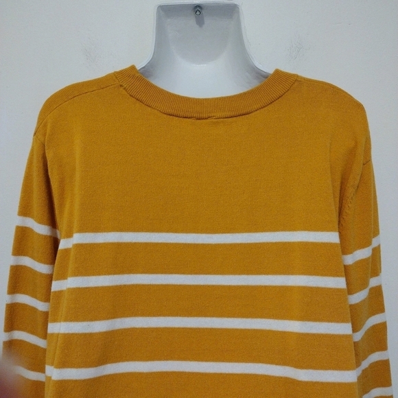 Gap - Striped Mustard Yellow Crewneck Sweater - Picture 10 of 16
